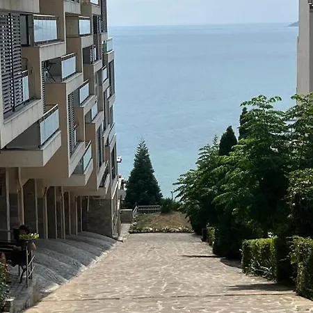 Stella Apartment